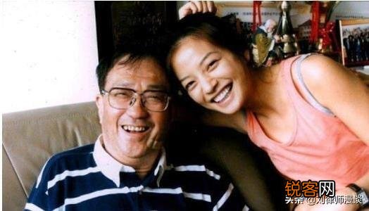 中国内地所有知名导演中谁没离过婚？谁和发妻走到最后？