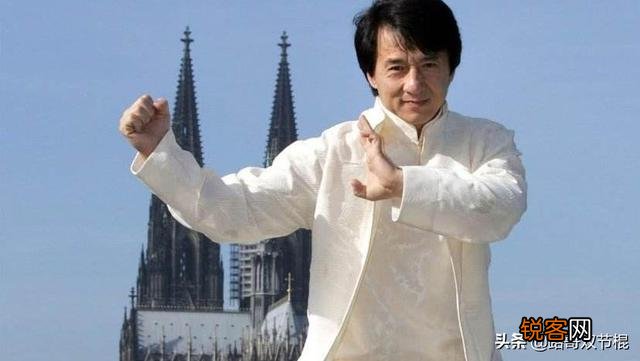 李小龙和成龙谁最能打？为什么？