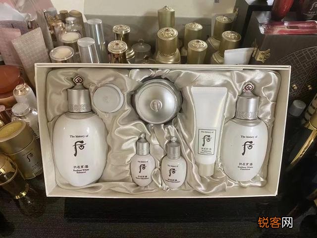 我现在想尝试一下美白产品,但又不知从何下手,有什么推荐吗？