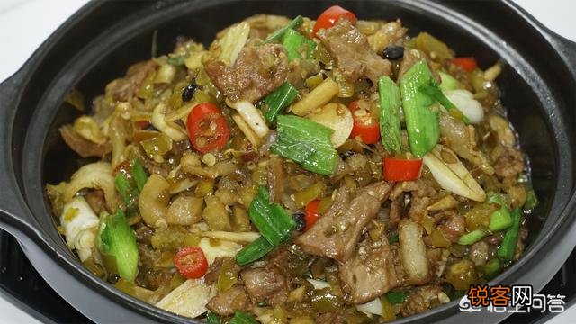 湖南酱辣椒炒肉如何炒出家常口味,注意是酱辣椒？