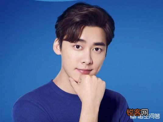 小眼睛单眼皮的明星都有谁?