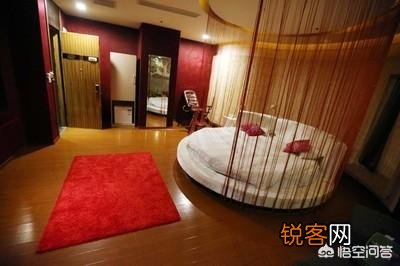你在酒店做过的最丧心病狂的事情是什么？