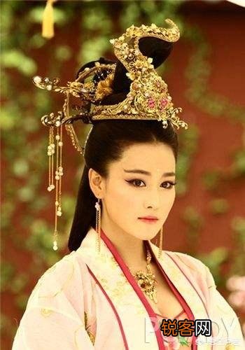 妲己是上天派去迷惑商纣王的,姜子牙为什么要斩首妲己？