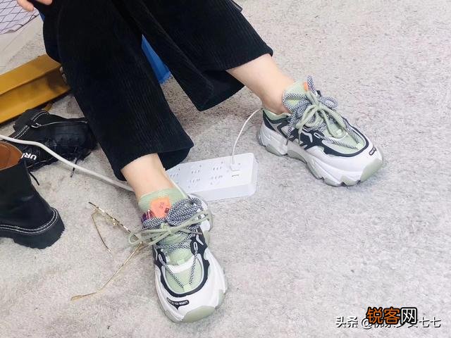 求推荐好看又舒服的鞋子？