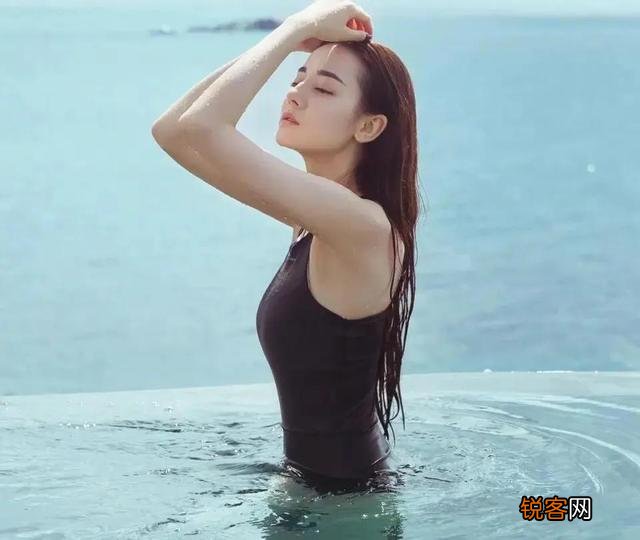 有哪些五官精致,肤白貌美的美女明星？