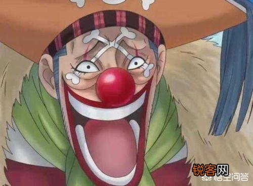 《海贼王》中,为什么七武海成员的实力差别那么大？鹰眼很强而巴基很弱？
