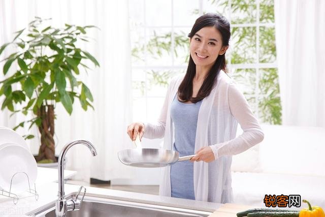 你手机里必备的软件都有什么？