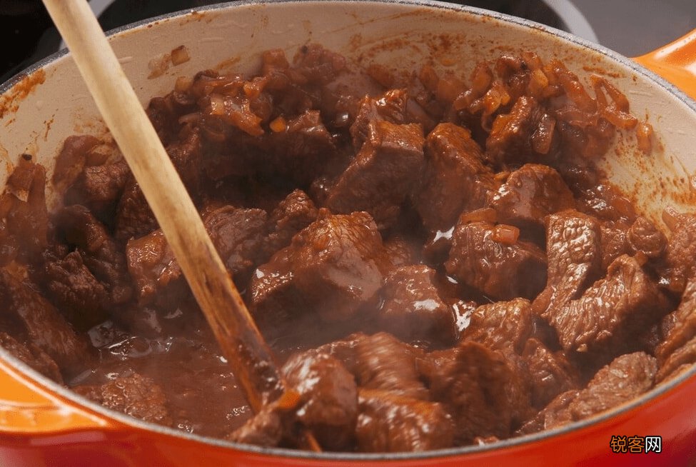 炖牛肉的做法 牢记“3放3不放”，牛肉软烂鲜香没腥味