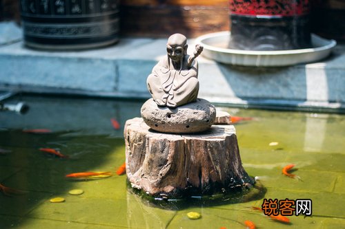 搭配哪种镜头最合适 佳能70D是全画幅还是半画幅
