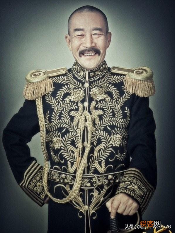 影视剧演员中,你认为最具实力演技的演员是谁呢,为什么？