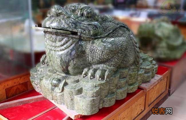 招财金蟾怎么摆放 招财守财