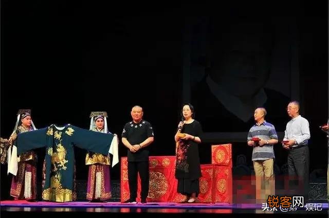你怎么评价梅兰芳京剧团联袂德云社成员上演的贺岁戏《盘丝洞》？
