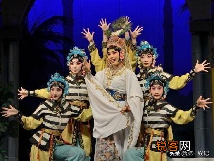 你怎么评价梅兰芳京剧团联袂德云社成员上演的贺岁戏《盘丝洞》？