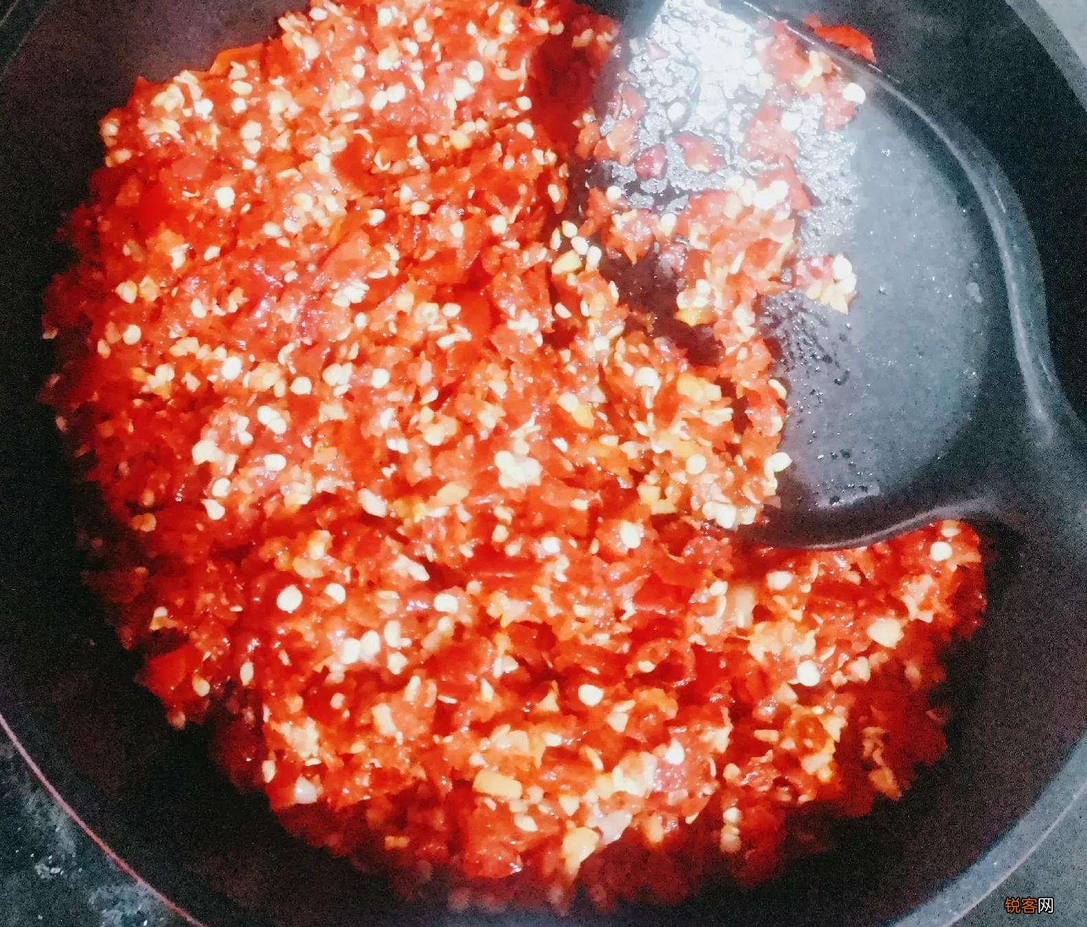 双椒酱的做法 劲爆双椒酱，这样做简单又美味