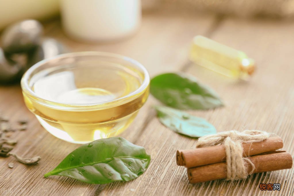 茶油护肤的作用与功效是什么 茶油涂脸的正确方法要知道