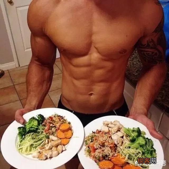 增肌的同时又想减脂,饮食应该怎么安排？