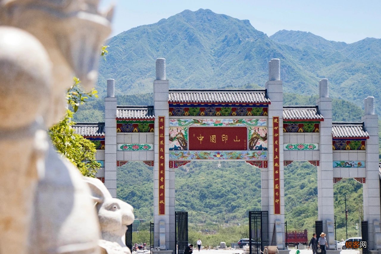 第一个免费公交的城市 名字是皇帝所赐