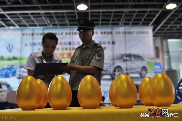砍价免费拿,是为了套取人们的信息和卡号吗？商家靠什么盈利呢？