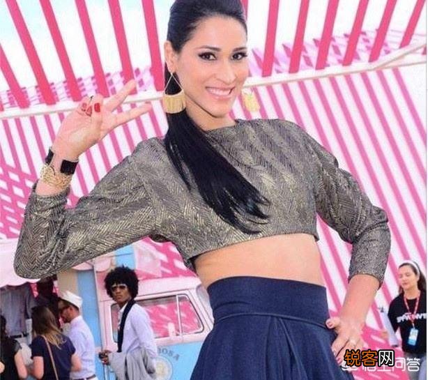 美女杰奎琳被称之为巴西女排中的“埃及艳后”,你怎么看？