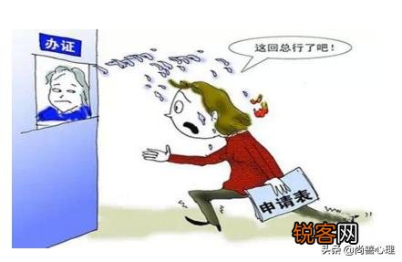 一个人有两种性格,一种极度自卑,一种极度自大,是为什么？