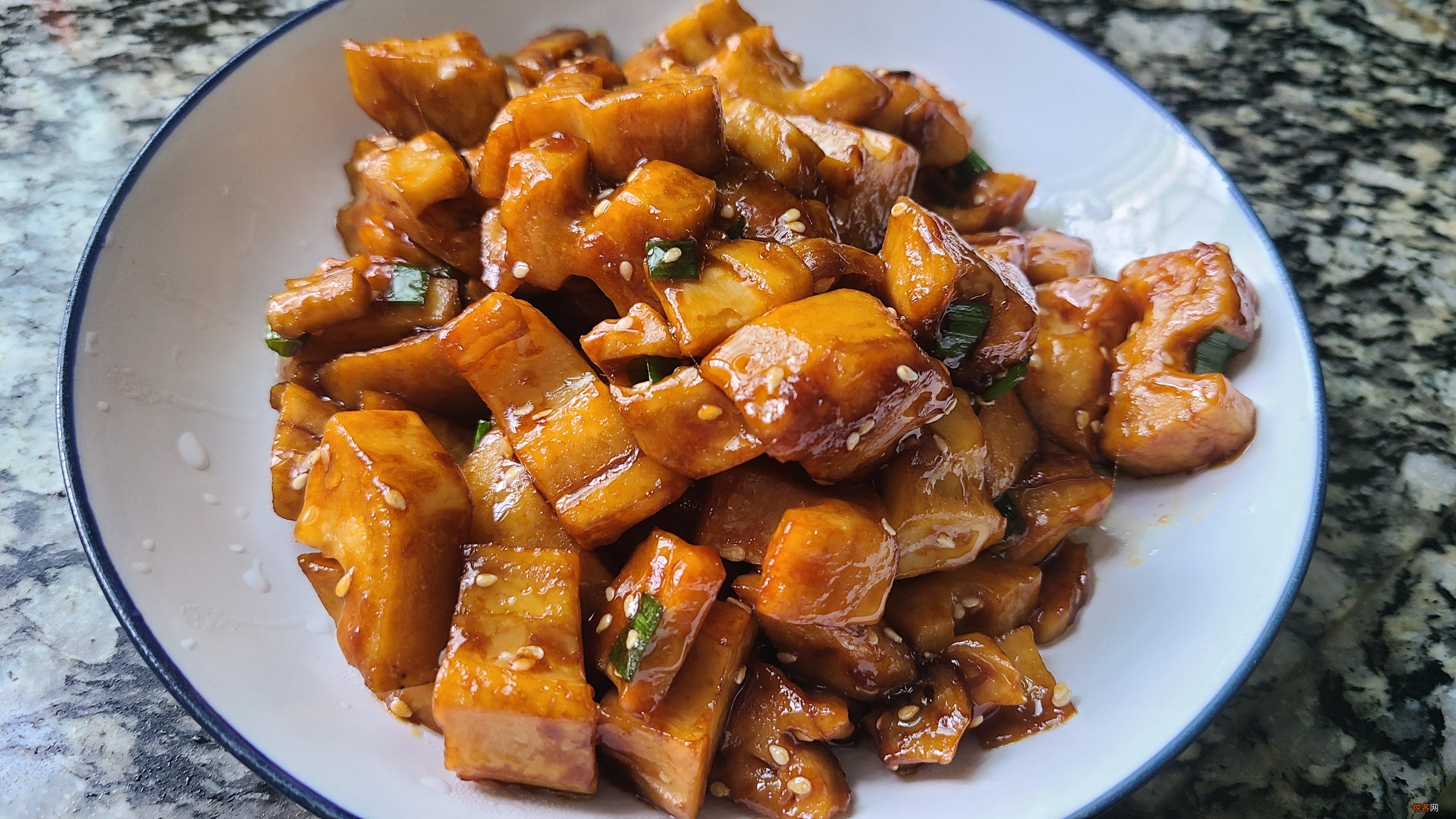 莲藕的家常做法 非常清脆下饭
