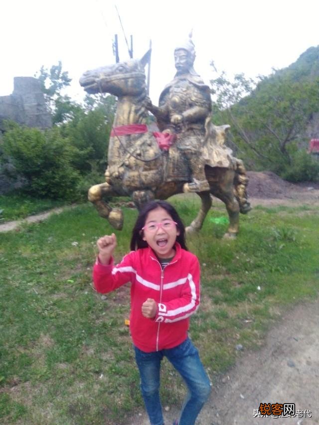 满族和汉族在相貌特征上有哪些不同?