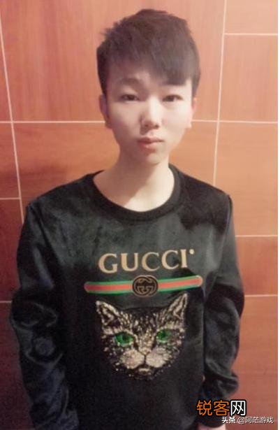 LOL知名主播确诊抑郁症,宣布退圈让人惋惜,网友：再见青春,你有何看法？
