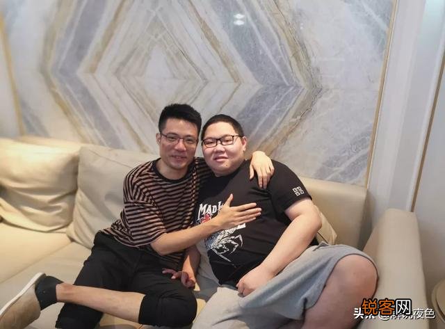 LOL大司马结婚6年不肯晒自己老婆,直到看到照片：要我也把媳妇藏起来,怎么回事？