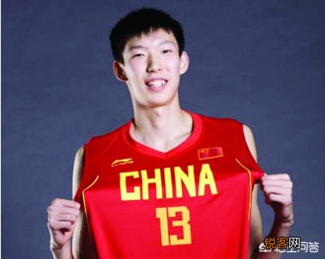 “吃鸡”主播因撞脸周琦,被水友疯狂吐槽：你对得起中国球迷吗,如何评价此事？