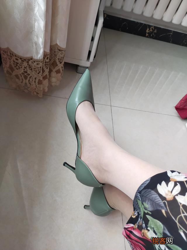 女神们心目中的完美高跟鞋是怎样的？