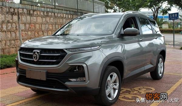 年底了打算买个车,10万块预算求推荐一台SUV？