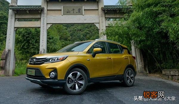 年底了打算买个车,10万块预算求推荐一台SUV？