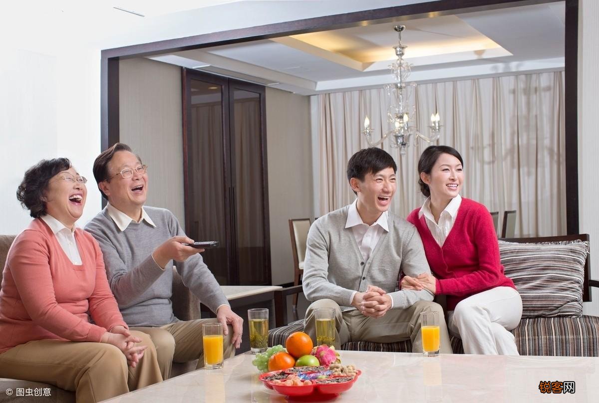 如何处理婆媳间的关系 聪明人要会这条套路