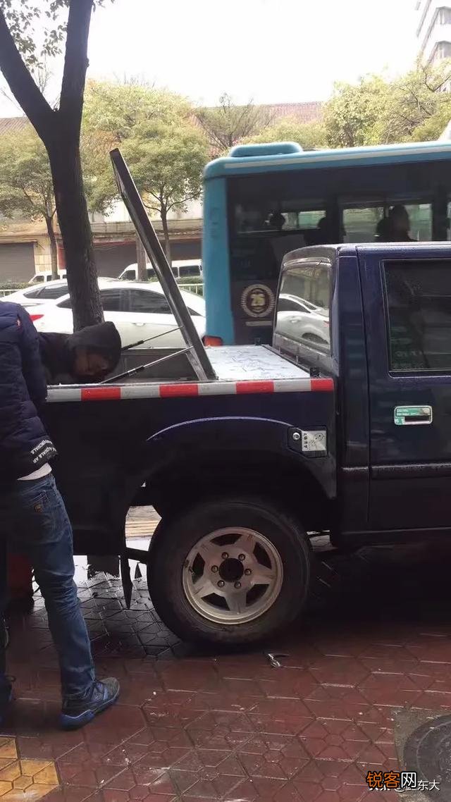 同样是13.98万元的长城炮和福特全顺,买哪个?求大神指教?