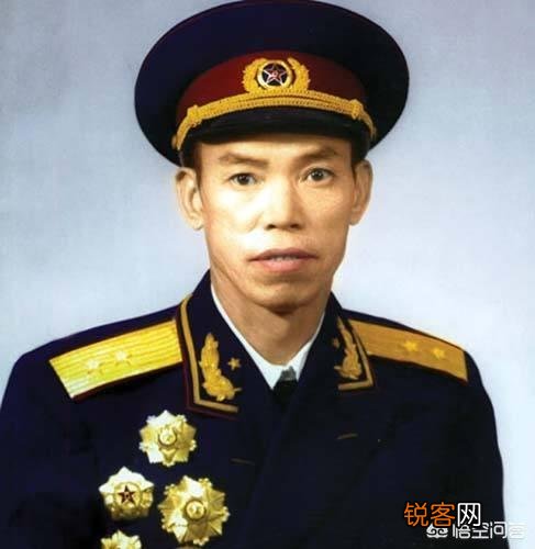 战争史上,你见过哪些命硬的将军?