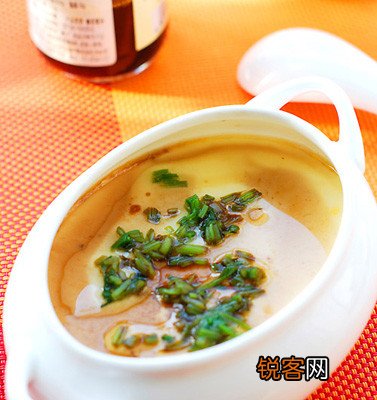 蒸蛋羹加牛奶口感更嫩滑