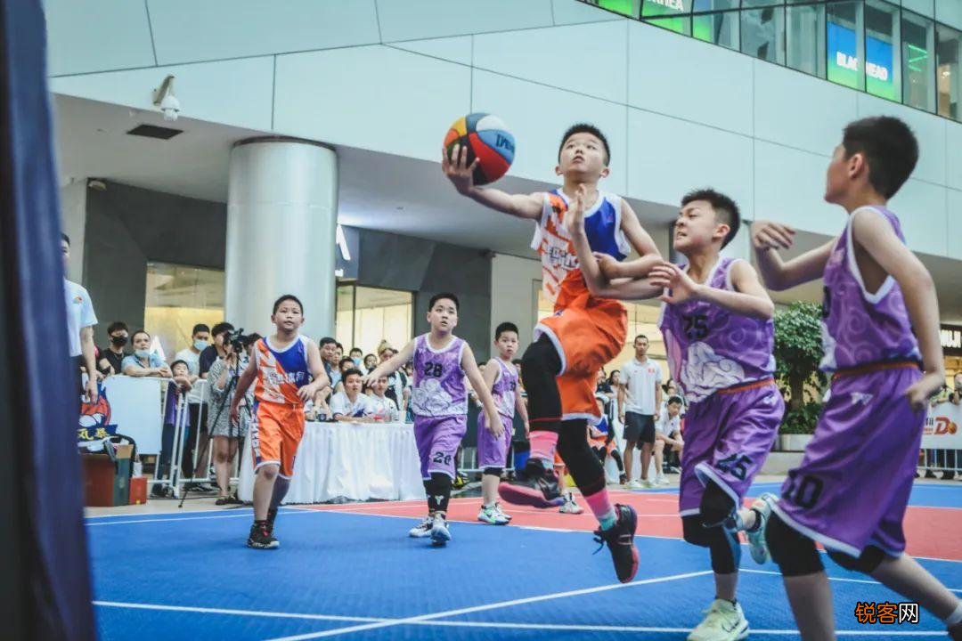 孩子学篮球有什么好处 我为什么要让孩子学篮球