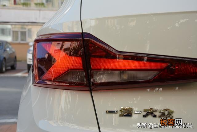 10万内的suv,油耗不高的有哪款？