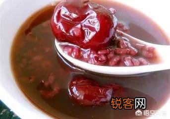有人说一旦“脸上”有这3种表现,十有八九是“肝毒”太深了,指的是什么?