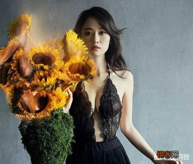 你认为有着魔鬼身材并且是黄金比例的明星都有谁？