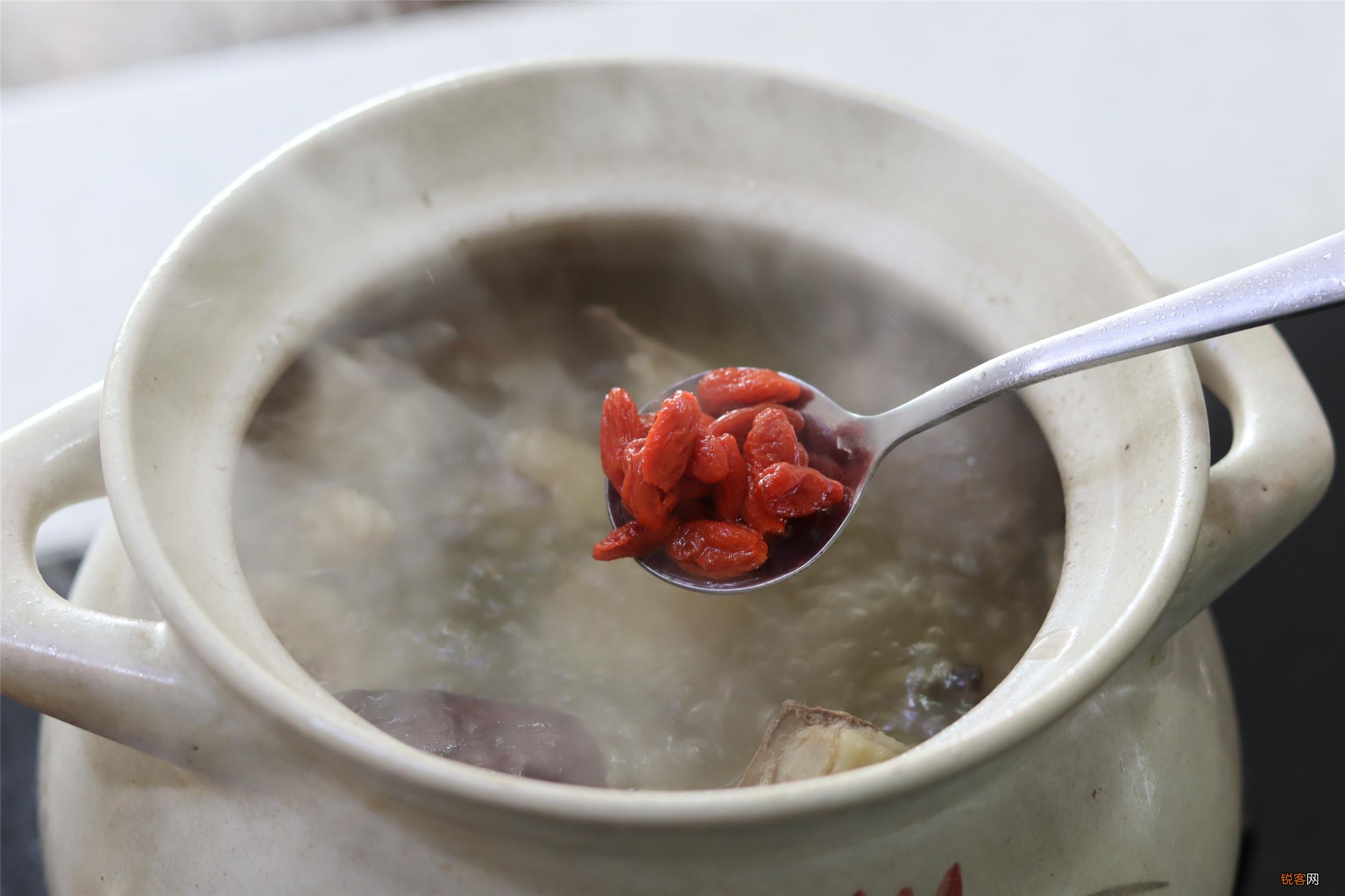 炖鸡汤怎么炖好吃 汤鲜肉香不油腻