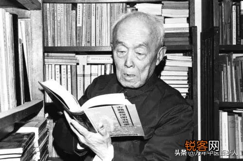 冰心的孙子涂墓碑,季羡林的后人争遗产,如何评价？国学大师怎么传承国学？