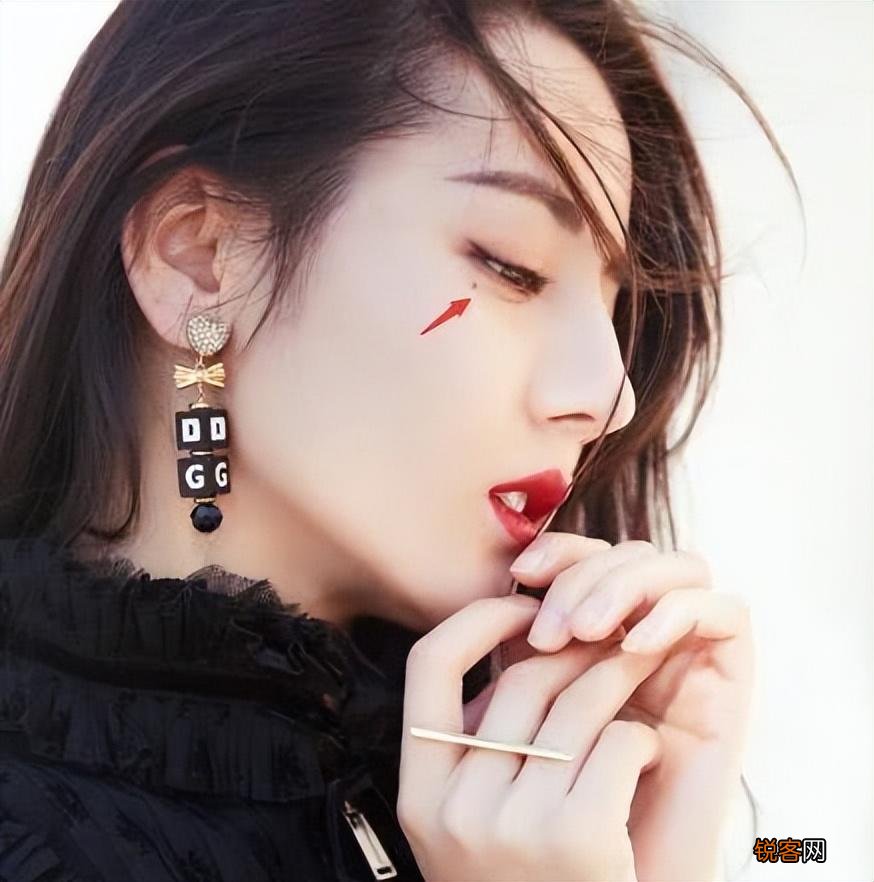 脸上什么部位的痣不能点 别再乱动脸上的痣了