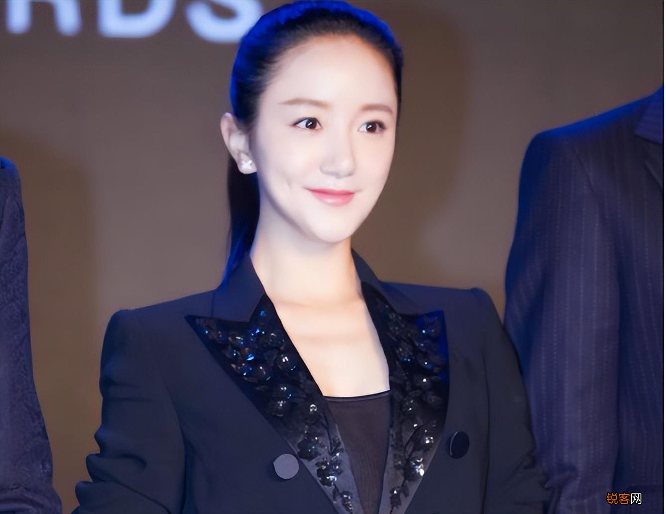 脸上什么部位的痣不能点 别再乱动脸上的痣了