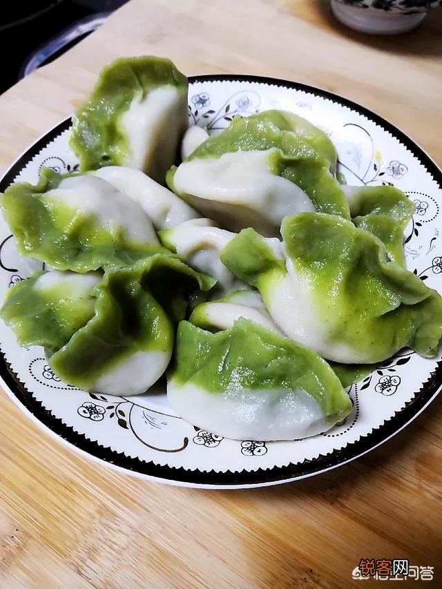 2岁宝宝不吃饭,不吃肉,每天只吃面条和鸡蛋,这样下去怎么办啊,会营养不良吗？