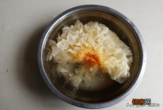 银耳汤的正确做法 银耳出胶多很粘稠