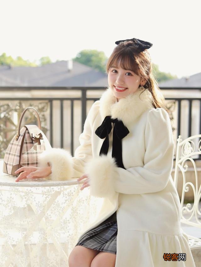 如何通过色彩搭配出优雅日系风？