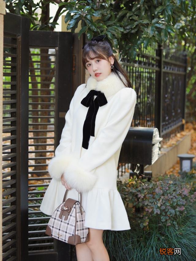 如何通过色彩搭配出优雅日系风？