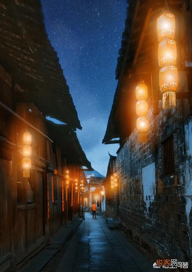 摄影构图时,如何搭配好画面中的色彩？