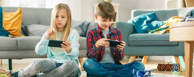 如何给孩子不生气教育呢 怎样给孩子不生气教育呢